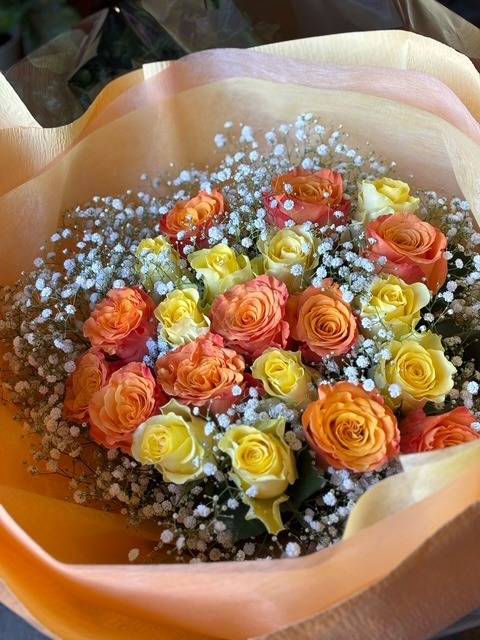 プロポーズに贈る21本のバラ